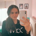 Isabella Brewster - @x.isa.x2 - Instagram