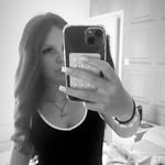 Isabella - @isabella.buckk09 - Instagram