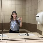 Isabella Davidson - Facebook