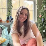 Isabella Gray - @izzyyness - Instagram