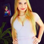 Isabella Meadows - @smartgirl1977 - Instagram