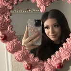 Isabella Mello - Facebook