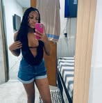 Isabella Mello - Facebook