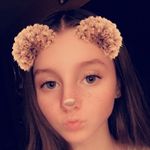 Isabella Roth - @isabellaroth98 - Instagram