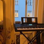 Isabella Roth - @isabellarothmusic - Instagram