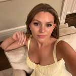 Isabela Streeter - @izzystreetz - Instagram