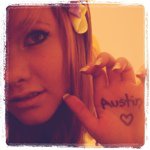 Isabella Sutherland - @izzylovesaustin - Instagram
