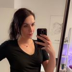 Isabella Winter - @snowwhitemystery - Instagram