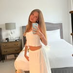 isabella - @isabella.yeager_ - Instagram