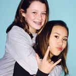 Isabelle Bray - @isabelles_closet_ - Instagram