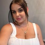 Isabelle Burke - @isabelleroseburke - Instagram