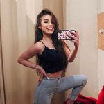 Isabelle Burke - @isabelle.burke.73 - Instagram
