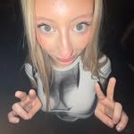 isabelle elliott - @izzellio - Instagram