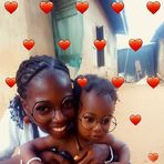 Isabella Gold - Facebook