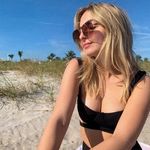 belle - @isabelle__goodrich - Instagram