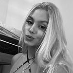 𝗂𝗌𝖺𝖻𝖾𝗅𝗅𝖾 𝗀𝗋𝖺𝖿 :) - @isaagraf - Instagram
