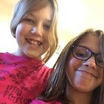 Isabelle Hanson - @izzyleelee2 - Instagram
