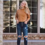 Isabelle Hunter - Facebook
