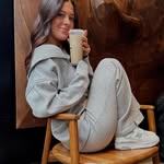Isabel Kinney - @meloabbey - Instagram