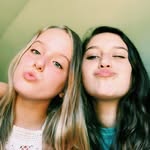 isabella & meredith - @mooeeses - Instagram