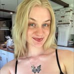 Isabella Messer - Facebook