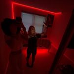 Isabelle Oneil - @_izzyoneil.5 - Instagram