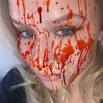 Izu - @isabelleott - Instagram