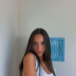 🧖🏼‍♀️🫧🎧☁️🛁 - @_isabelle_perla - Instagram