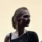 isabelle • power yoga & mindfulness in/for creative industries - @livelyiz - Instagram