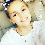 Isabella Randall - @dianemahnks - Instagram