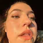 Isabelle - @isabelleraynard - Instagram