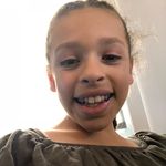 Isabelle Rees - @kiki_lolotrix - Instagram