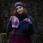 Isabelle Ryan - @alltangledupknits - Instagram