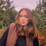 Belle 🦋 - @isabelle.waldron - Instagram