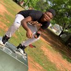 Isaiah Graves - Facebook