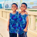 𝙀𝙡𝙞𝙟𝙖𝙝 & 𝙄𝙨𝙖𝙞𝙖𝙝 𝙎𝙠𝙞𝙣𝙣𝙚𝙧 - @the_skinner_twins - Instagram