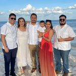 Isela Robles - @isela.robles.37 - Instagram