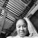 Isha Frank - Facebook