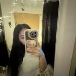 Isha Gurung - @__isha_gurung10 - Instagram