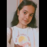 Isha Kulkarni - @isha.gif - Instagram