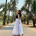ईशा🌻 - @ishakulkarni__ - Instagram