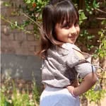 isha little painter - @meno81733 - Instagram