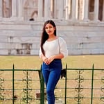 Isha Paul - @i_s_h_a__p_a_u_l_04 - Instagram