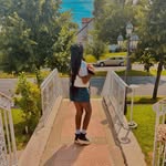 Isha Sampson - @brownskin_.isha - Instagram