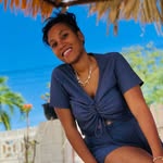 Isha Thomas - @isha.thomas.17 - Instagram