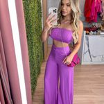 Isis Barroso - @barrosobisis - Instagram