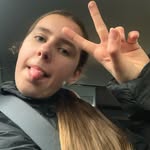 Isobel Wallace - @isobelwallace193 - Instagram