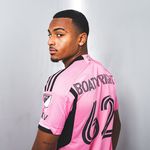 Izzy - @israelboatwright - Instagram