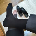 Isaac Bates - @mr_suit_socks - Instagram