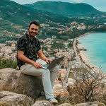 Ivan Escobar Rossi - @nomadbuilder - Instagram